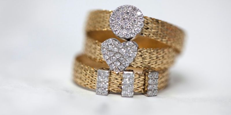 Which Is More Valuable: Gold or Diamond?