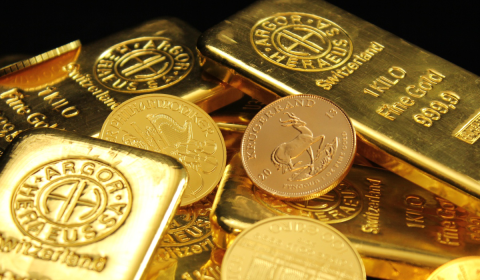 Gold Coins Vs. Gold Bars: Which Is the Superior Investment Choice?