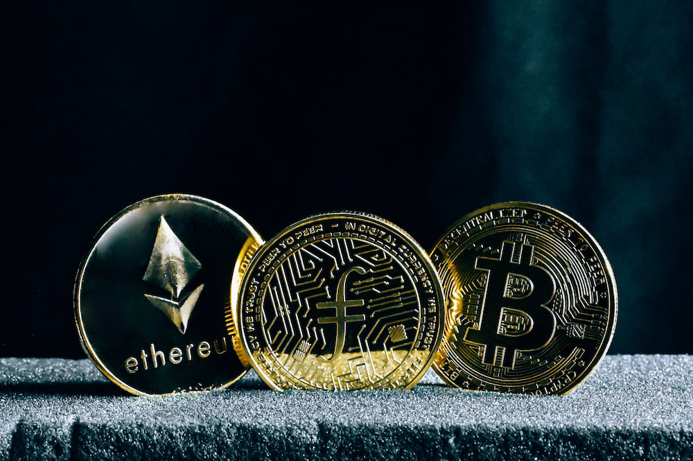 Different cryptocurrency coins
